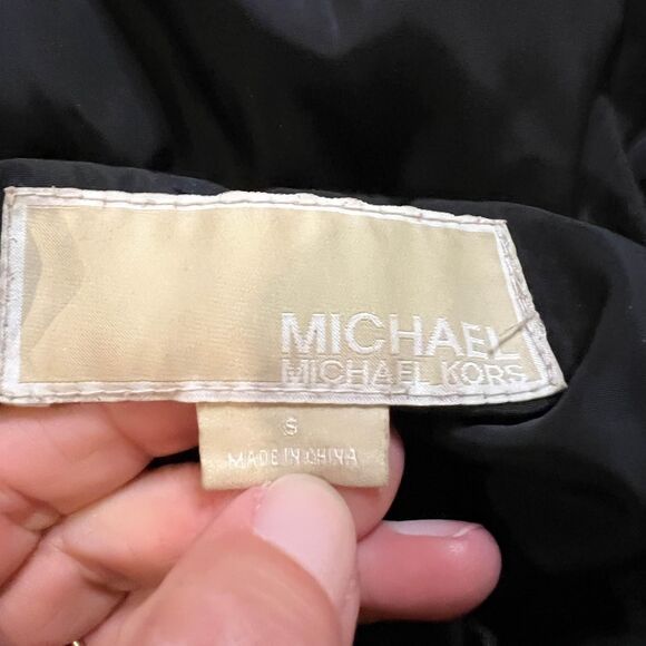 Women’s Micheal Kors Long Down Coat With Removable Hood Size Small - Picture 4 of 10